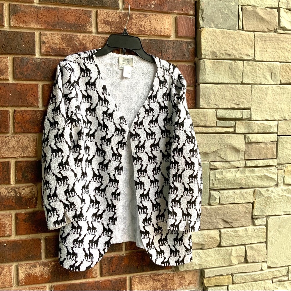 Just B Grayish White w Black Giraffes Over Top M